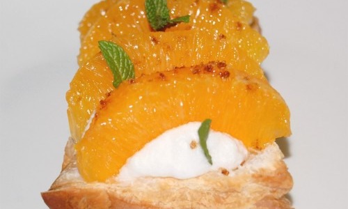 Hojaldre de merengue y naranja